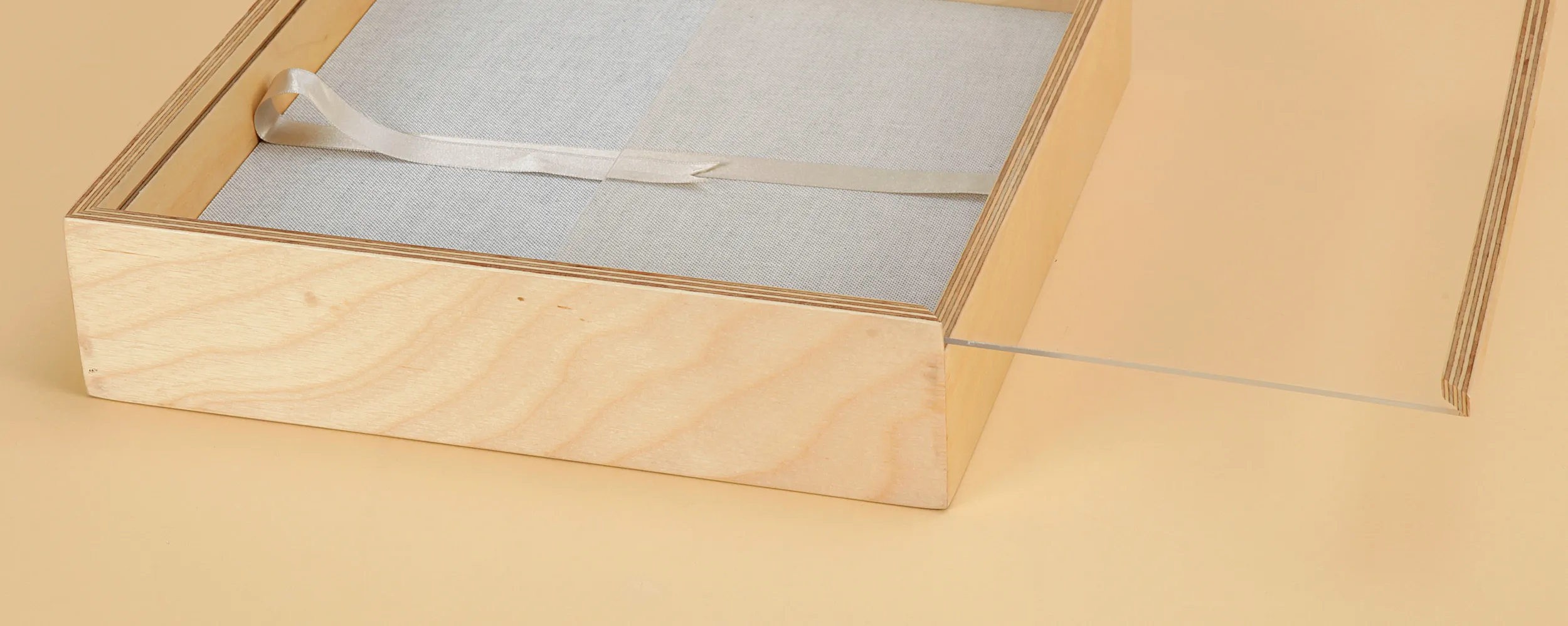 Caja Yuste