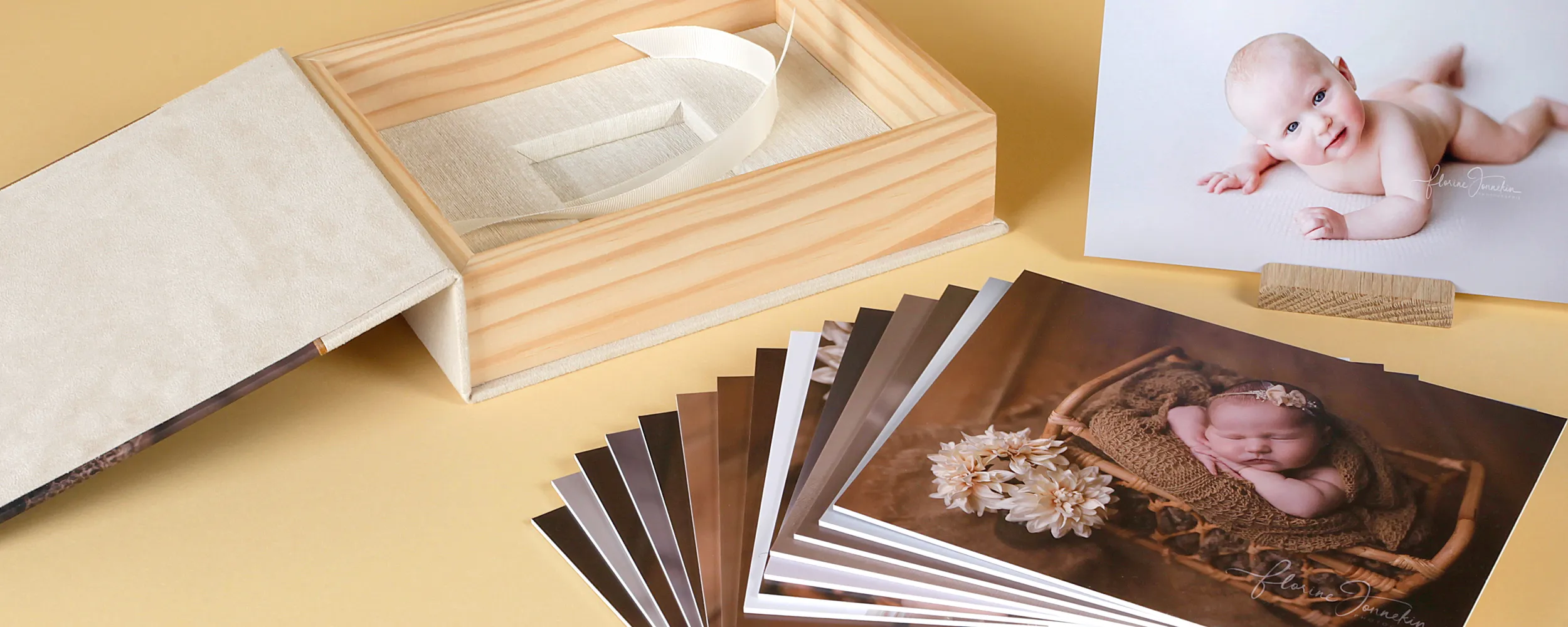 Caja Alcalá con fotos sobre cartulina rígida